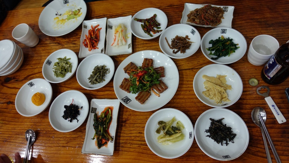 Affordable and Delicious Hanjeongsik at Janchi Yeon(잔치 연) near Seoreung Royal Tombs(서오릉), Goyang